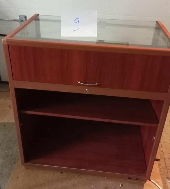 Regały ekspozycyjne Jubiler, zegarmistrz, kantor inne