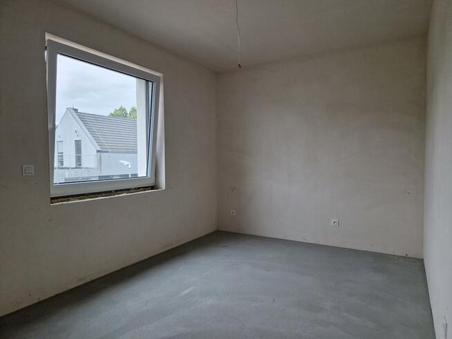 Dom Opole Chmielowice, Dereniowa