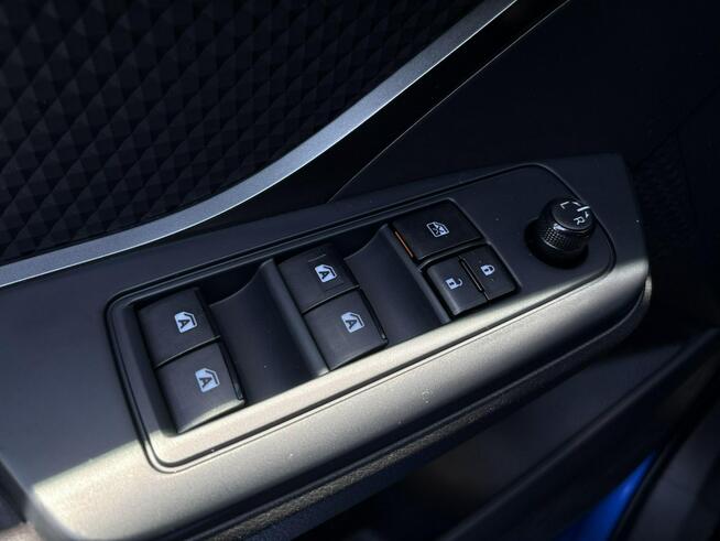 Toyota C-HR 1.8 HSD 122KM PREMIUM, salon Polska, gwarancja, FV23%