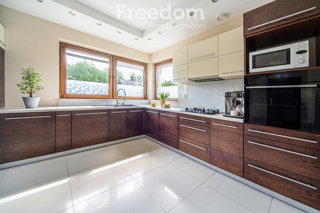 Dom 189 m² przy lesie — Prace Duże