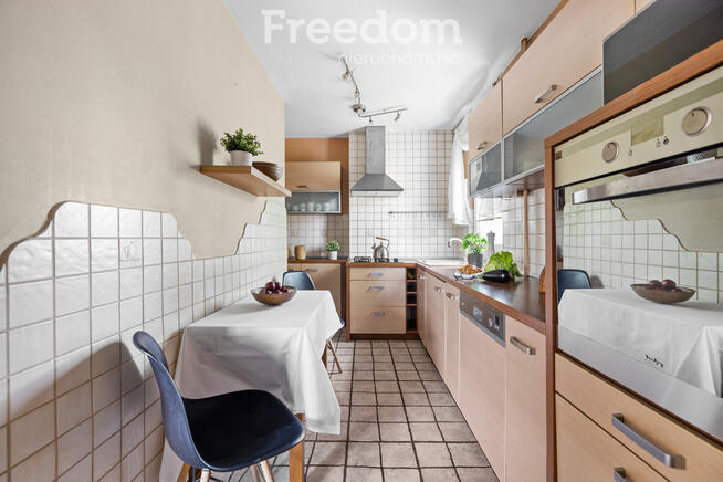 3 pokoje blisko plaży na Stogach! Balkon, piwnica!