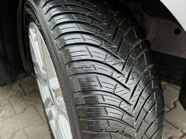 Ford Tourneo Courier TITANIUM 100ps*Bezwypadkowy-ORYGINAŁ*Klimatronik*PDC*Po-Serwisie*IDEAŁ