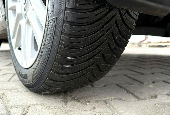 Ford Tourneo Courier TITANIUM 100ps*Bezwypadkowy-ORYGINAŁ*Klimatronik*PDC*Po-Serwisie*IDEAŁ