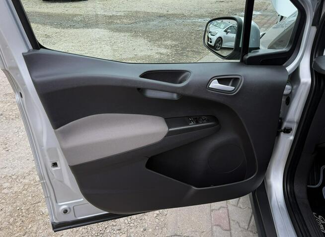 Ford Tourneo Courier TITANIUM 100ps*Bezwypadkowy-ORYGINAŁ*Klimatronik*PDC*Po-Serwisie*IDEAŁ