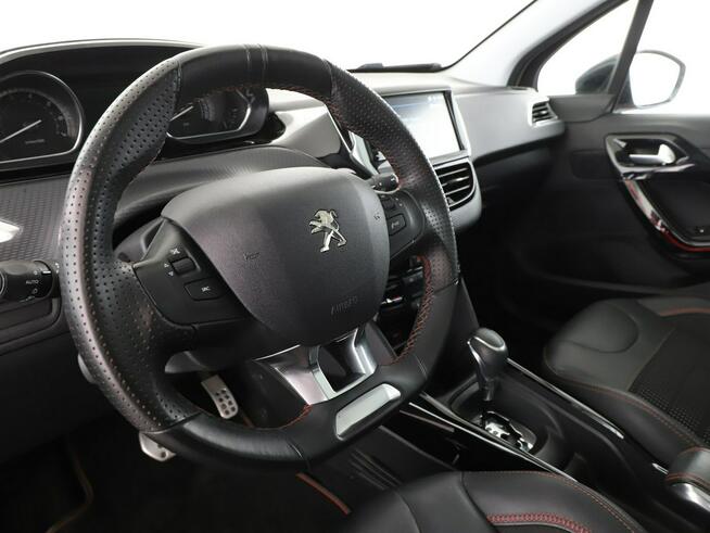 Peugeot 2008 GT-Line automat panorama navi PDC półskóra