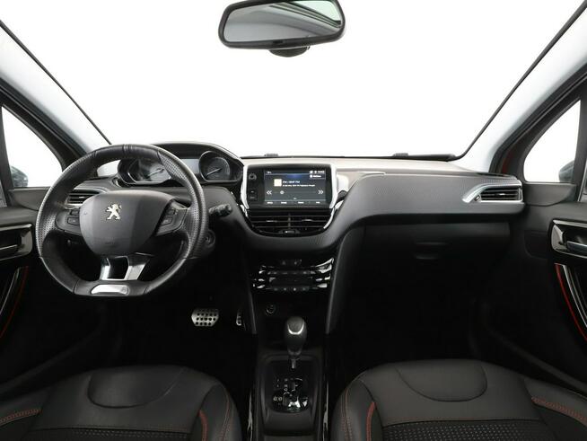 Peugeot 2008 GT-Line automat panorama navi PDC półskóra