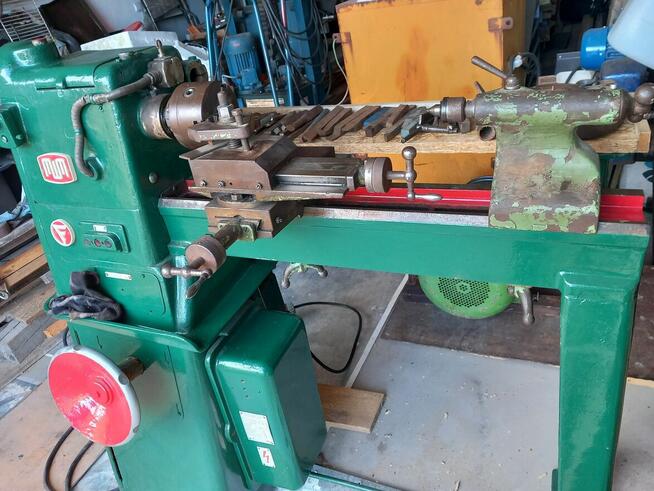 Białoruś MTS 50, z pługiem do odśnieżania