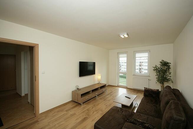 Do wynajęcia komfortowe 2-pokojowe mieszkanie Ch-ów -BEZPOŚR