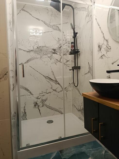 Apartament z Jacuzzi wanną z hydromasażem