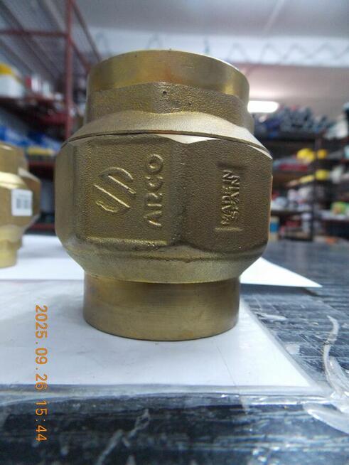 Zawór zwrotny mosiężny z plastikowym grzybkiem