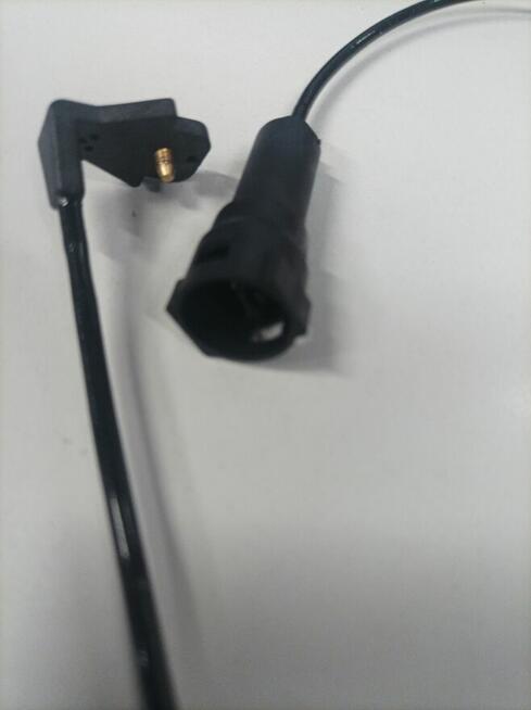 Czujnik zużycia klocków hamulcowych TRW GIC135