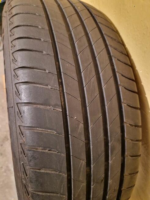 Opony letnie Bridgestone 215/60 R17 96 H