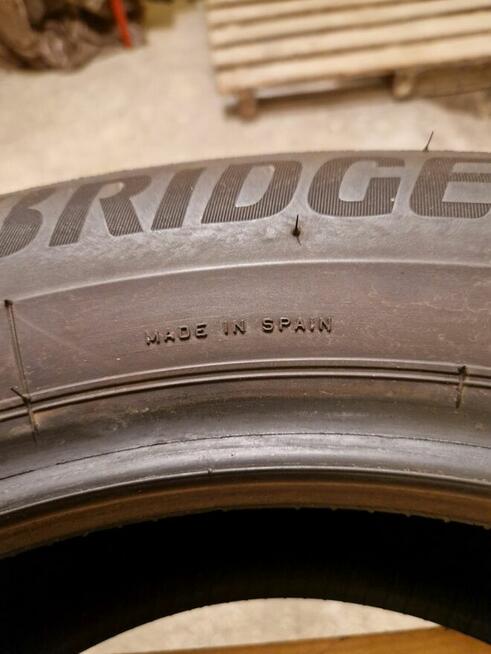 Opony letnie Bridgestone 215/60 R17 96 H