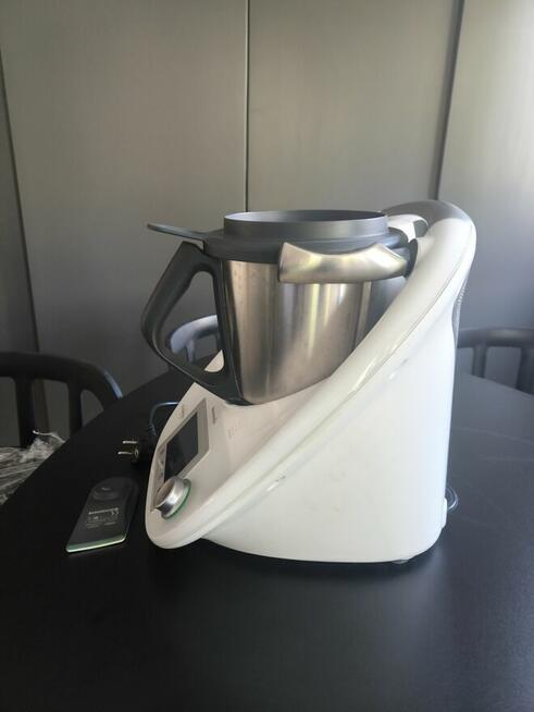 SYNDYK SPRZEDA THERMOMIX TM5-1 Z AKCESORIAMI