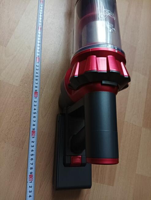 ODKURZACZ RĘCZNY BEZPRZEWODOWY Silwercrest