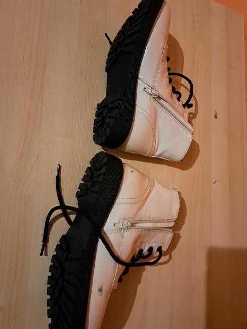 Sprzedam trapery damskie rozmiar 40