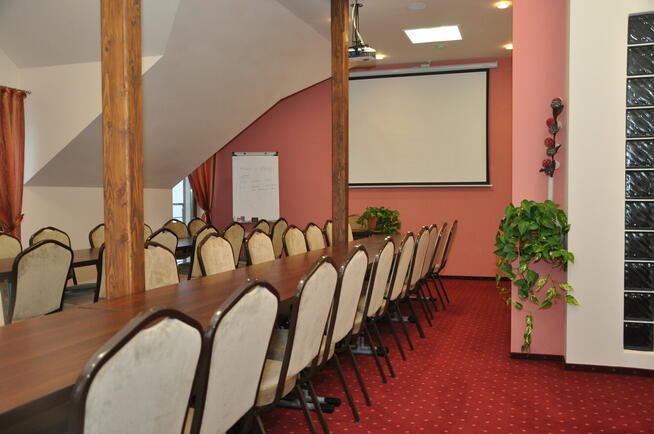 Lokal restauracyjno- hotelowy. Gościniec Europejski