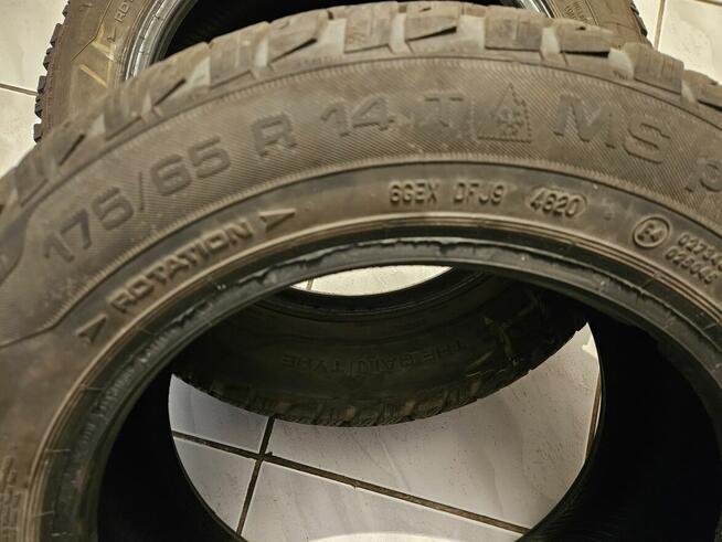 Opony zimowe Uniroyal