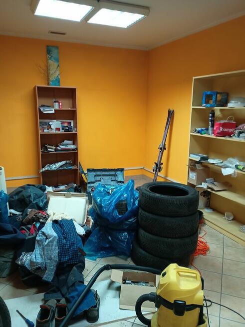 Biuro dużą powierzchnia PRĄD WC ZAPLECZE SANITARNE CO