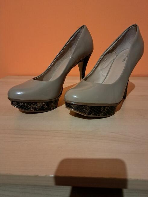 Sprzedam szpilki damskie rozmiar 40