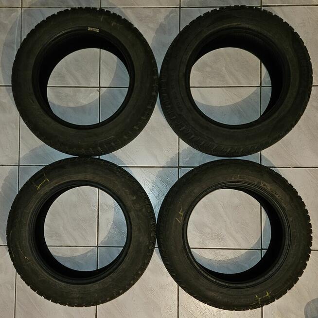 Opony zimowe Uniroyal