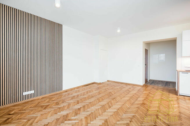 Kraków - Stare Miasto - Batorego, 2 - pok, bez czynszu adm.