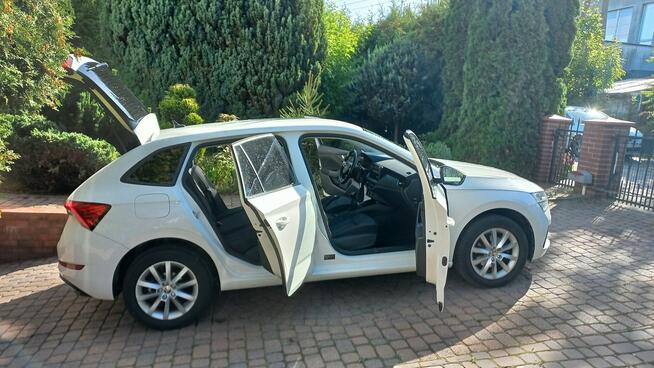 Škoda Scala Kamera cofania Grzane fotele Kier.wielof. FV23% 30.800 netto