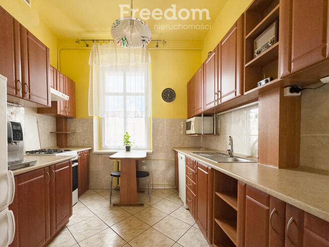 3 pokoje, mieszkanie w kamienicy w centrum Giżycka