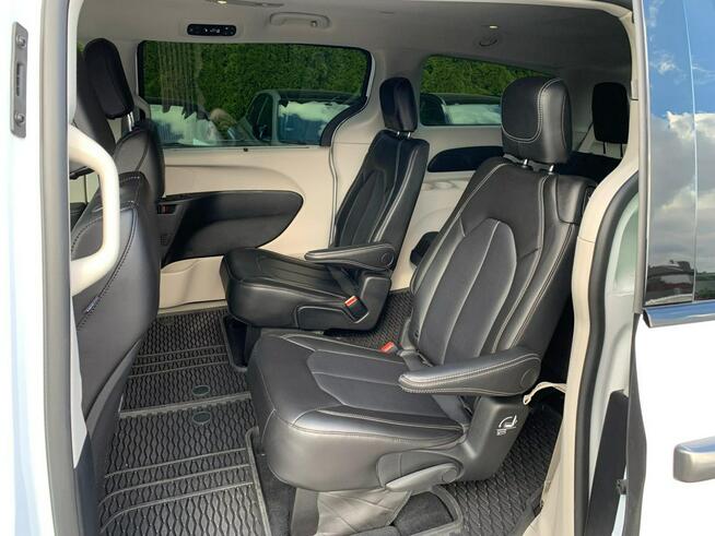 Chrysler Pacifica 3.6 V6 291 KM Road Tripper 7 osób Jak Nowa HAK