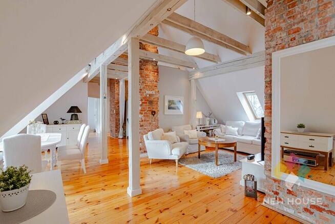 Jagiellończyka, loftowy apartament na II piętrze