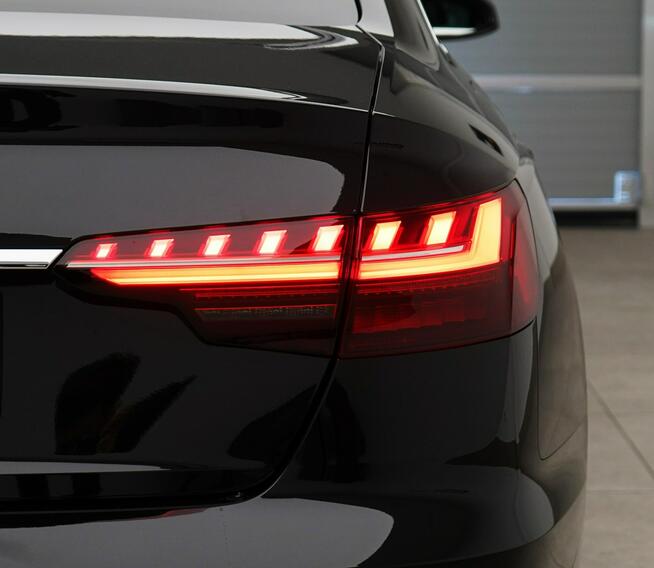 Audi A4 35TFSI 150KM LED Tempomat Ambient Kamera