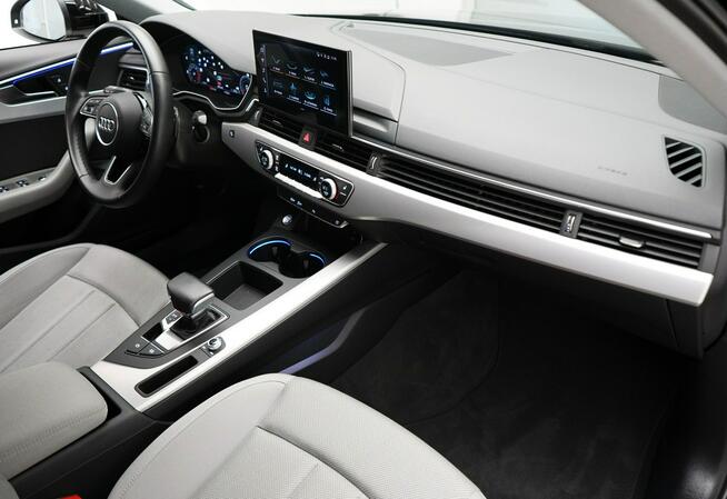 Audi A4 35TFSI 150KM LED Tempomat Ambient Kamera