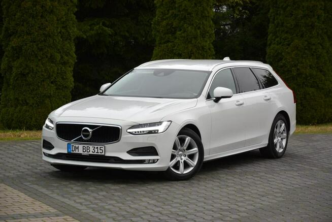 Volvo V90 Skóry Virtual Cockpit Radar ACC Harman/Kardon Navi Kamera Full Led