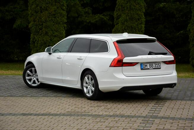 Volvo V90 Skóry Virtual Cockpit Radar ACC Harman/Kardon Navi Kamera Full Led
