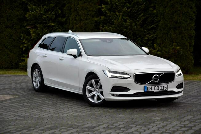 Volvo V90 Skóry Virtual Cockpit Radar ACC Harman/Kardon Navi Kamera Full Led