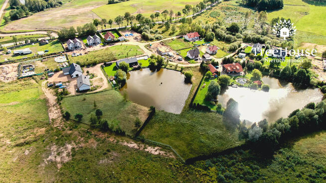 Działka budowlana nad stawem w sercu Mazur!