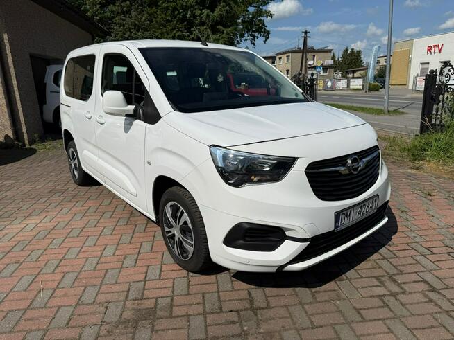 Opel Combo Life Combo do przewozu Niepełnosprawnych inwalida rampa Model 2021 PFRON