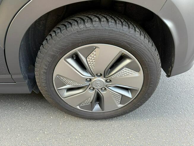 Hyundai Kona 100% elektryk Bogate wyposażenie DARMOWE Parkingi - 300KM zasięgu