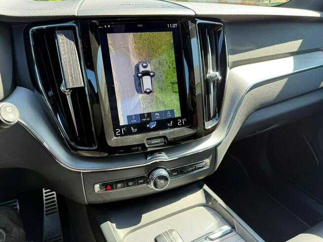 Volvo XC 60 XC60 R-design 2.0D5 235KM Automat Navi Kamery360 Panorama HAK Harman/K