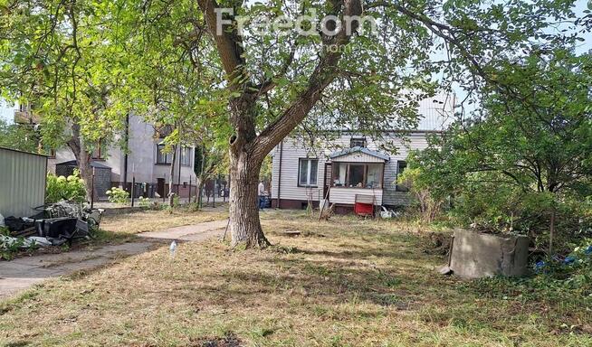 Działka w Ursusie z domem – świetna lokalizacja