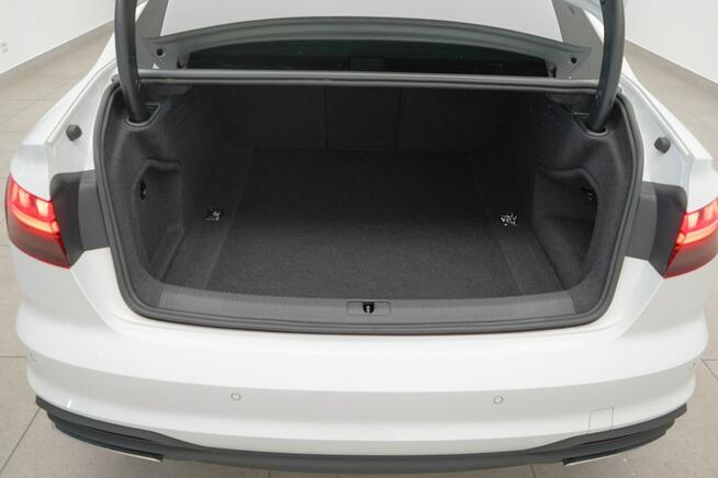 Audi A4 35TFSI 150KM Stronic LED Tempomat Klimatronic Ambiente