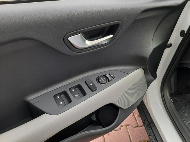 Kia Stonic 1.2 DPI - Manual - Wersja L