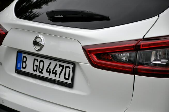 Nissan Qashqai 1.3i(160KM)*Lift*Radar*Full Led*Navi*Kamery360*Skóry*Panorama*Alu19"