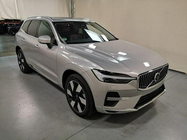 Volvo XC 60 T6 AWD Ultra Dark MY 2025