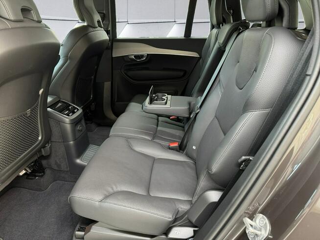Volvo XC 90 T8 AWD Core Brtight 7-osobowy