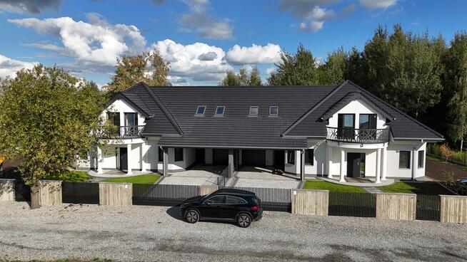 Dom premium z ogrodem i basenem.