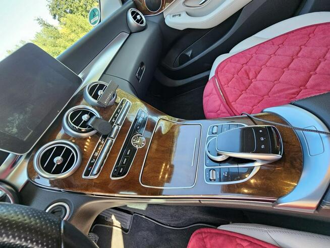 Mercedes C 180 C250 Sedan 211KM Avantgarde Duża Navi Radar FulLed Skóry