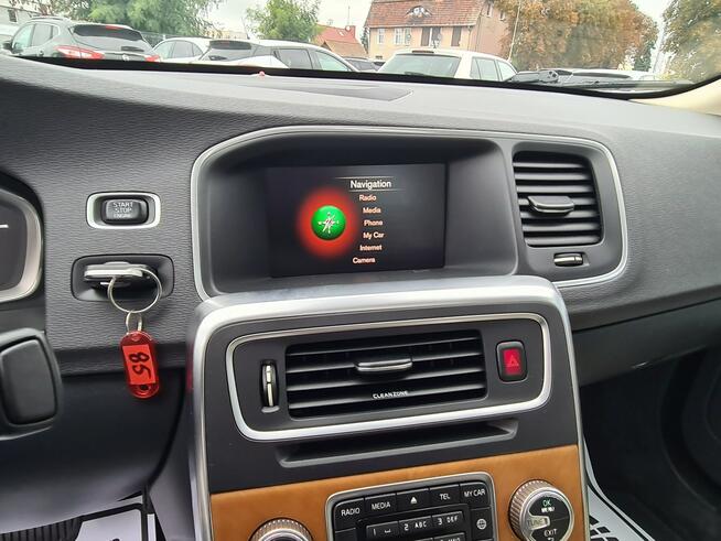 Volvo S60 LONG Inscription Navi Kamera Szyberdach 2xPDC Skóra+El+Pamięć+Grzane