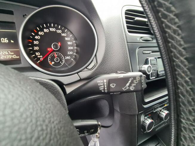 Volkswagen Golf 1.6 TDI Klimatyzacja PDC Tempomat Komputer Alufelgi