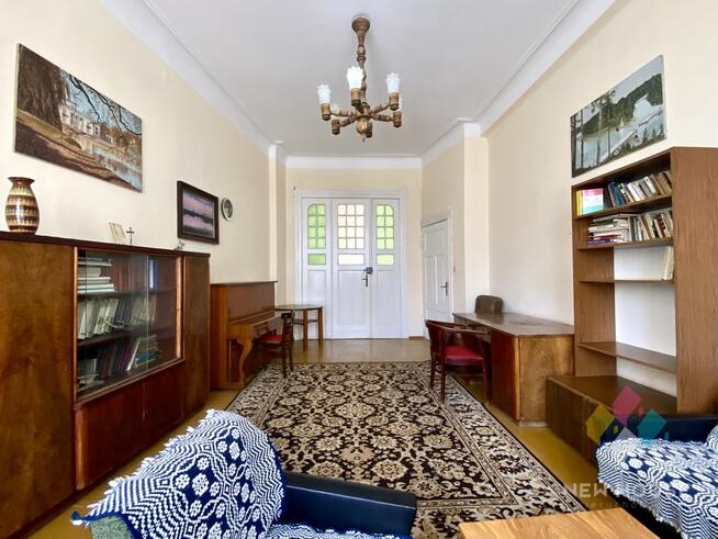 Mieszkanie w kamienicy, 4 pokoje, balkon, I piętro